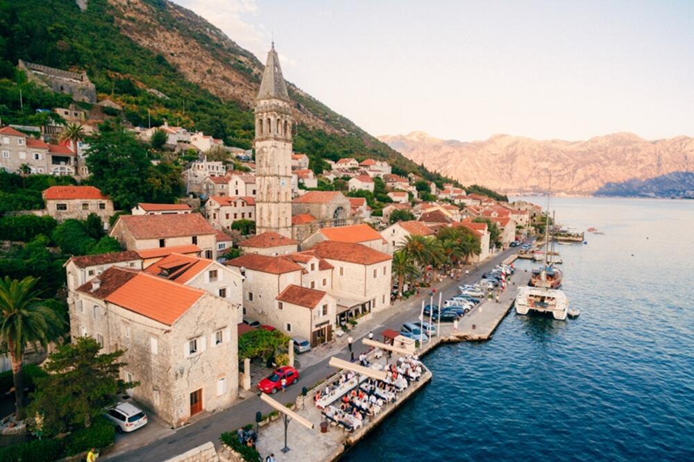 Tour Perast - Our Lady of the Rocks